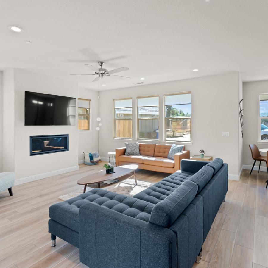 Newly Built Murphys Modern Retreat Exterior foto